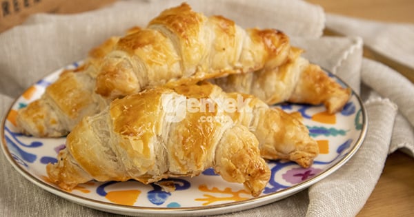 kolay-cikolatali-kruvasan-asama-7
