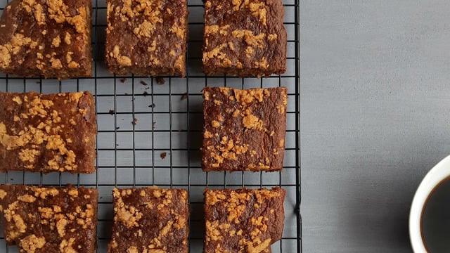 Şekersiz Üstelik: Kahveli Vegan Brownie