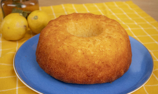 Sodalı ve Tam Ölçülü: Portakallı Limonlu Kek
