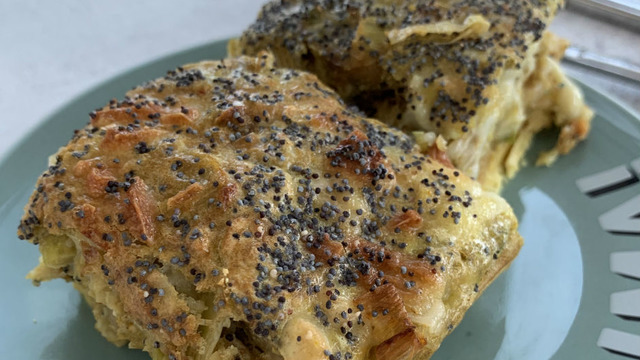 Hem de Glutensiz: Unsuz Pırasalı Börek