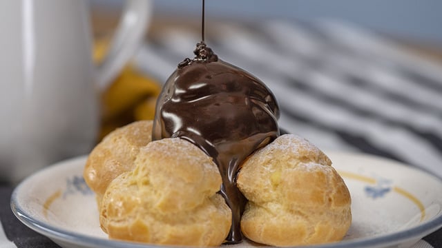 Aşka Davet: Gerçek Profiterol