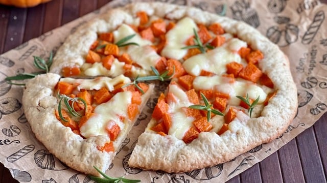 Her Peynir Olur: Bal Kabaklı Keçi Peynirli Galette