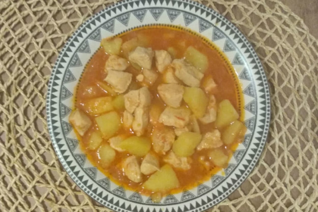 Anne Tarifi: Patatesli Tavuk Yemeği