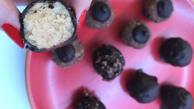 Kahvenin Yeni Gözdesi: Glutensiz Trüf Çikolata
