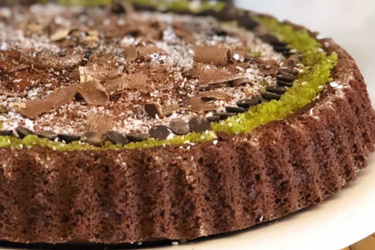 Mideler Bayram Etsin: Çikolata Şelalesi Tart