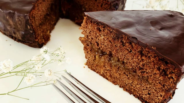 Daha Masum Haliyle: Şekersiz Sacher Pasta