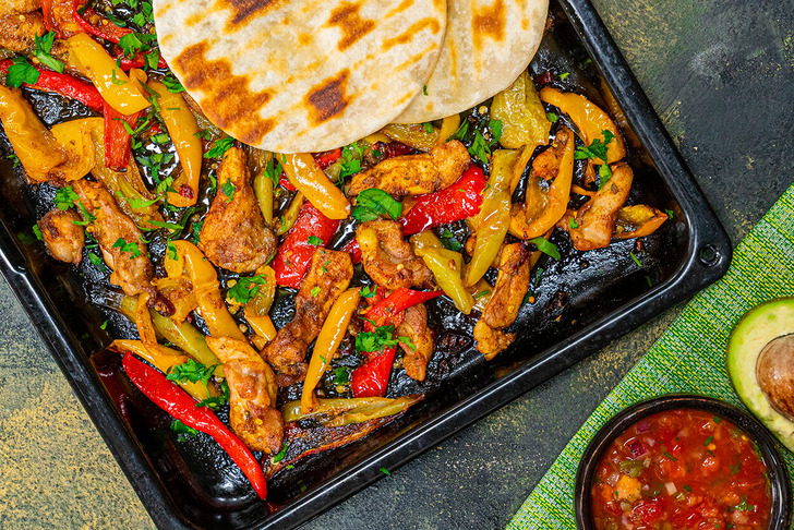 Fırında Tavuk Fajita Tarifi