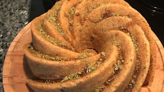 Issız Adam Keki: Havuçlu Tarçınlı Cevizli Kek
