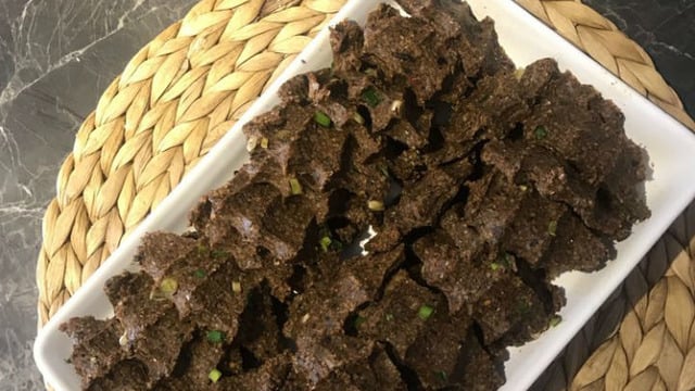 Parti Var: Borcamda Etli Çiğ Köfte