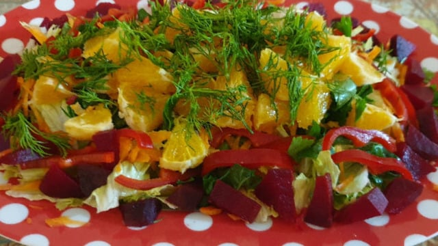 Vitamin Deposu: Portakallı Pancarlı Salata