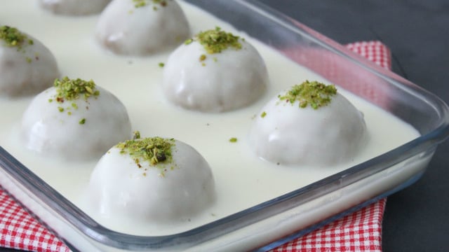 Farklı Lezzetler Arayanlara: Elma Toplu Muhallebi