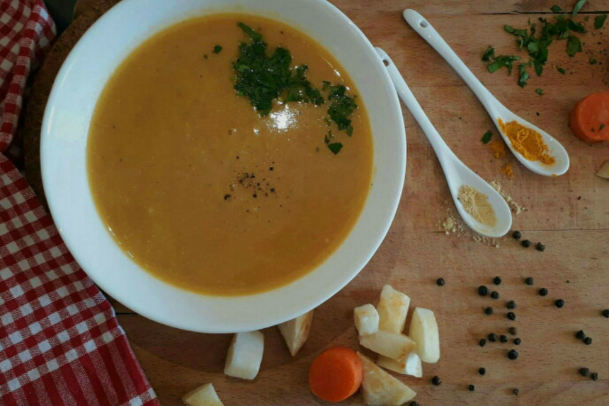 Turuncu Lezzet: Bal Kabağı Çorbası