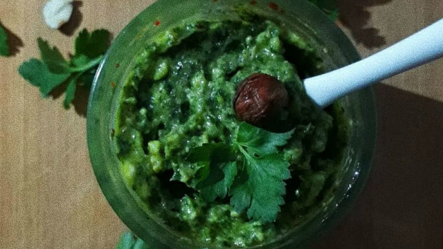Kış Pestosu: Maydanozlu Pesto Sos