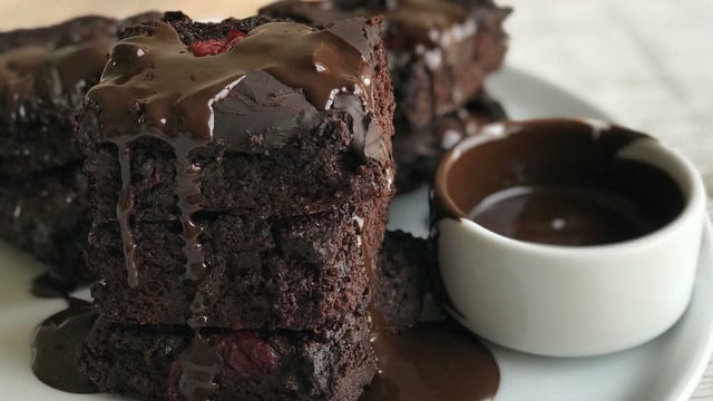 Çikolata Canavarlarına: Unsuz Brownie