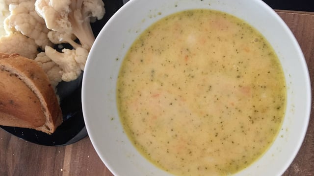 Bağışıklık Sistemi Dostu: Sütlü Brokoli Çorbası