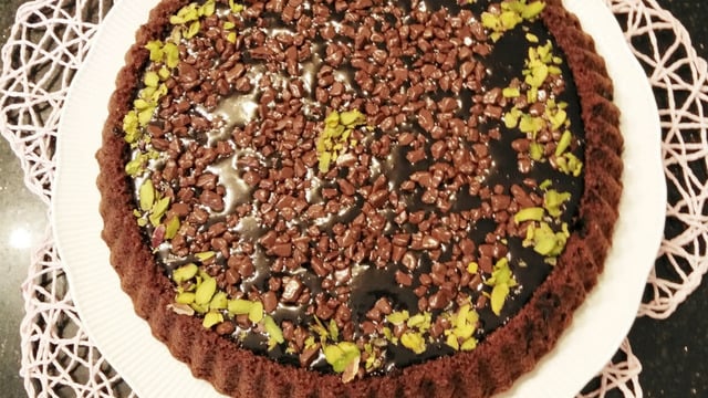 Enfes Sosuyla: Çikolatalı Tart Kek