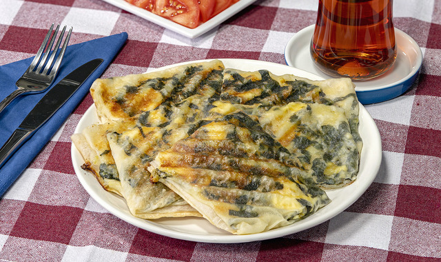 Pratik ve Çıtır: Tost Makinesinde Gözleme