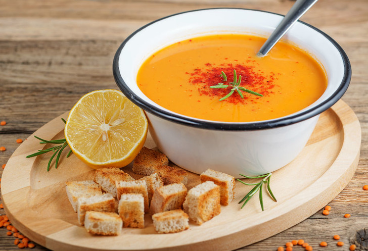 Salçalı Mercimek Çorbası Tarifi