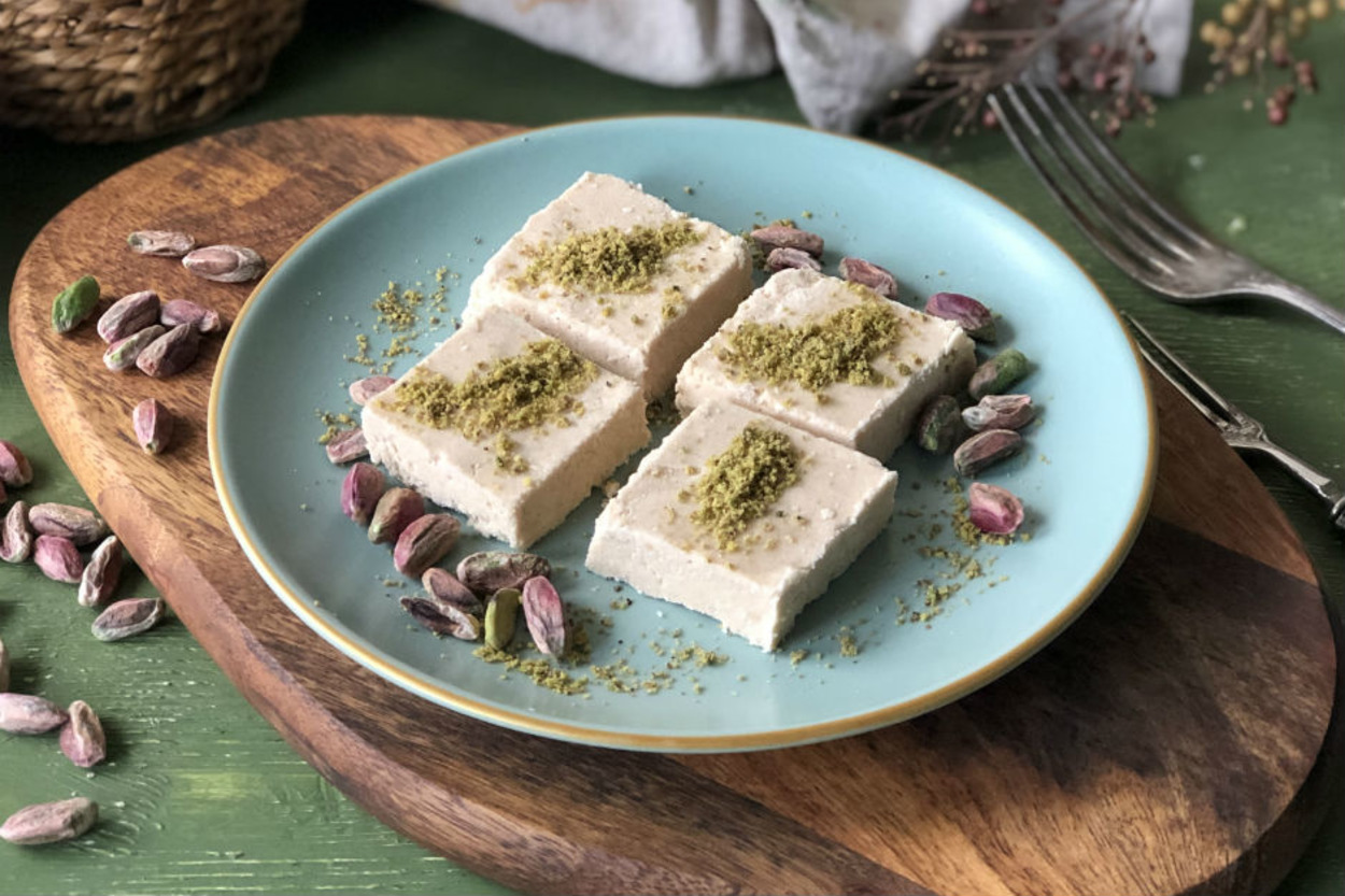 Ağızda Dağılan: Saray Helvası