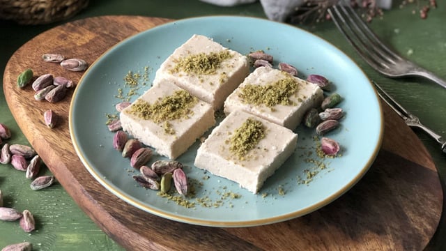 Ağızda Dağılan: Saray Helvası
