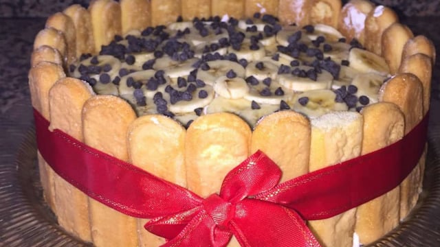 Süslü ve Lezzetli: Evde Kolay Yaş Pasta