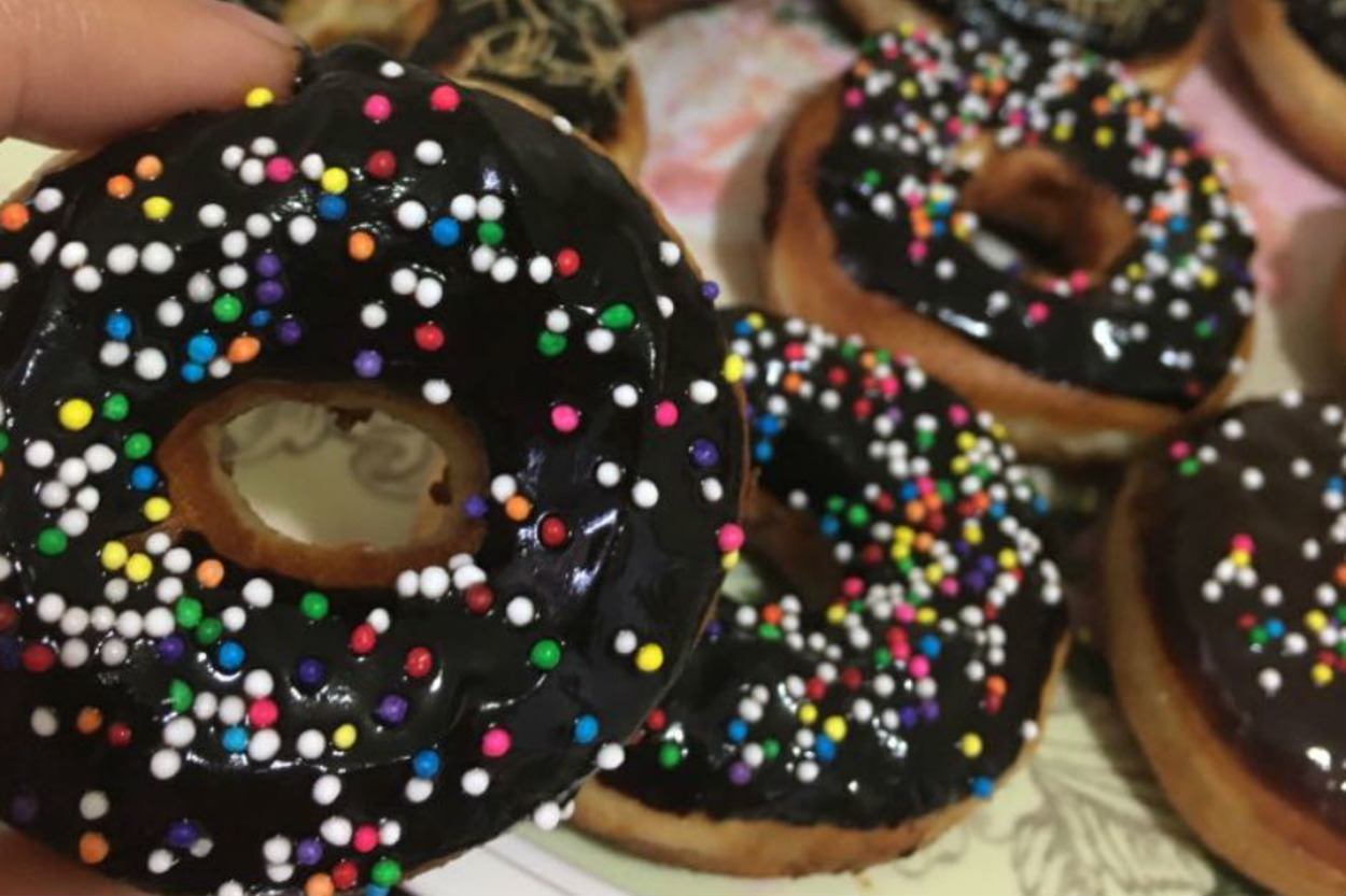 Kendimizi Şımartıyoruz: Ev Yapımı Donut