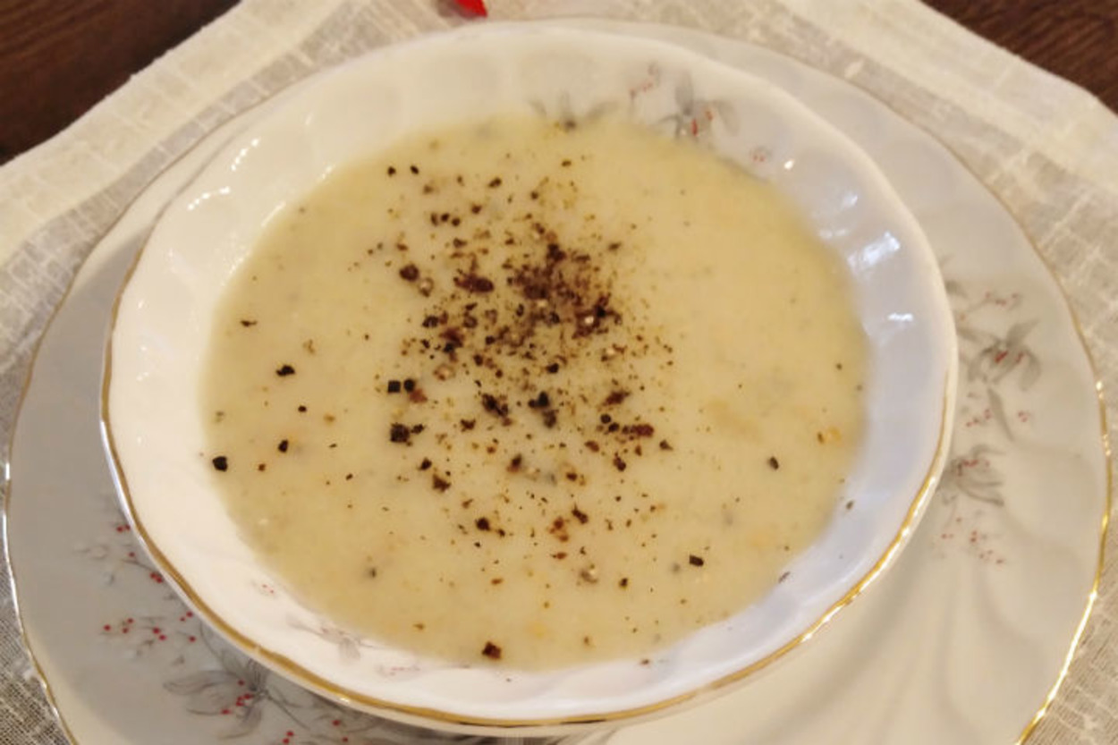 Köz Patlıcan Çorbası Diye de Bilinir: Hünkar Çorbası