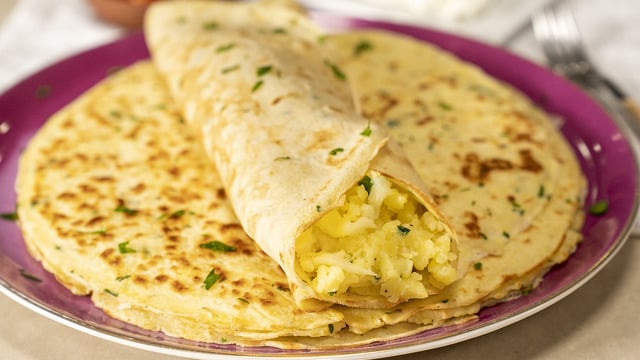 Doyurucu ve Ekonomik: Patatesli Krep Sarma