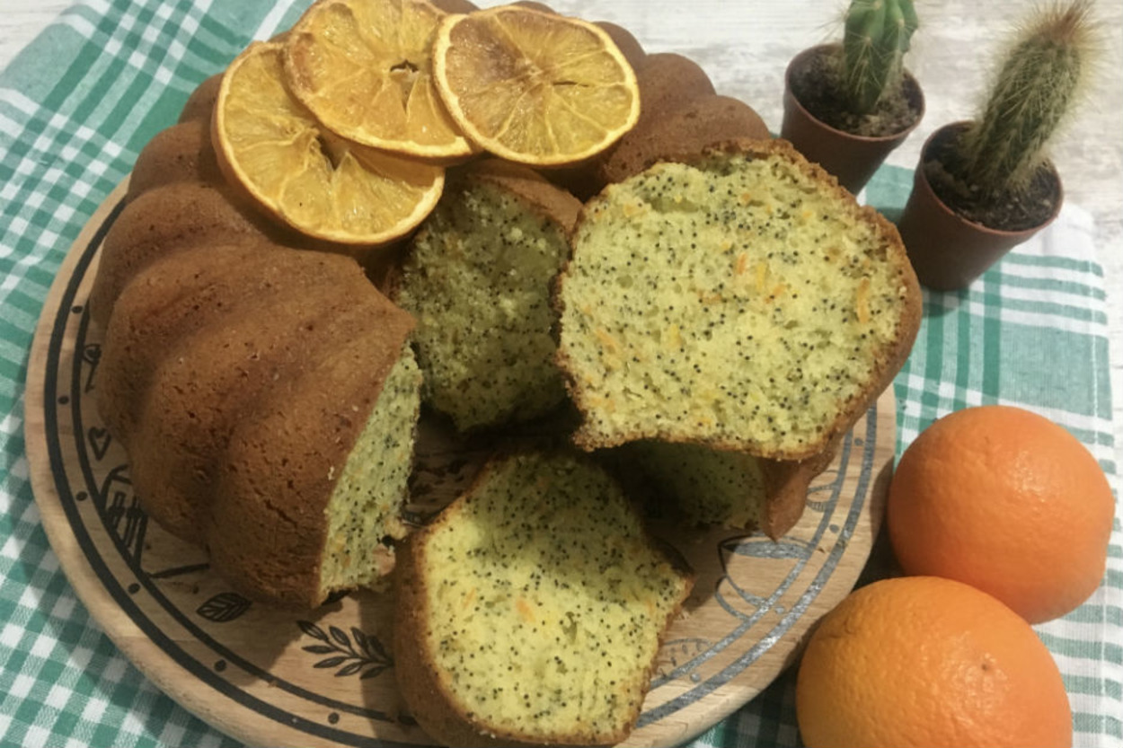 Tadına Doyum Olmaz: Haşhaşlı Portakallı Kek