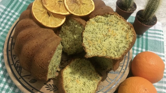 Tadına Doyum Olmaz: Haşhaşlı Portakallı Kek