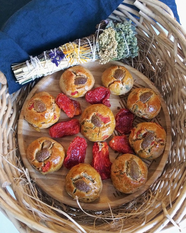 https://www.instagram.com/burcubabayigit/ | instagram