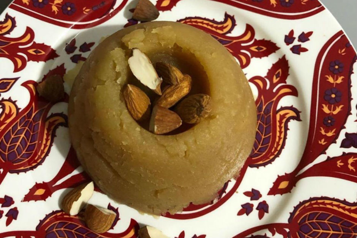 Tadı Damakta Kalır: Karanfilli Un Helvası