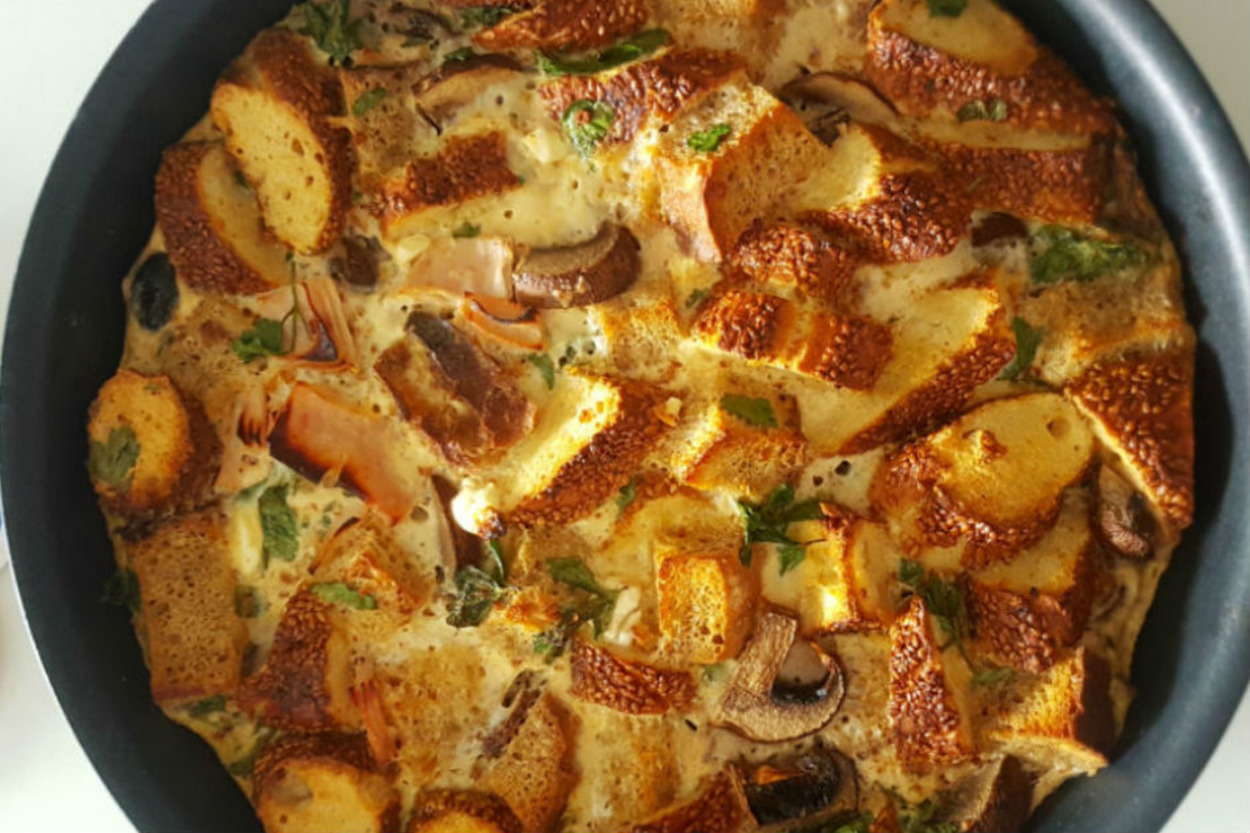 Evimizin Mutfağından: Doyuran Simitli Omlet