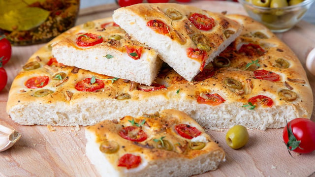 İtalyan Usulü: Kahvaltılık Focaccia