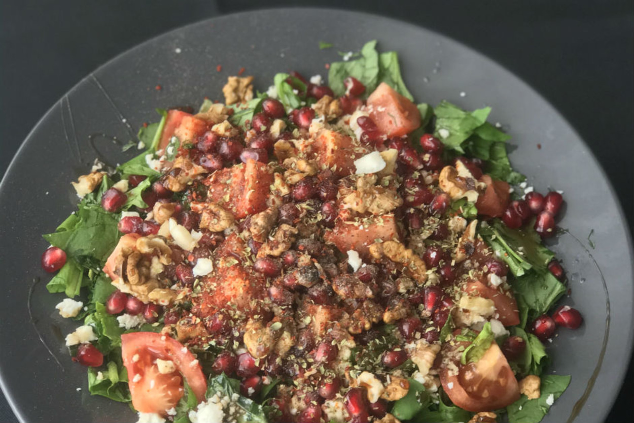 Vitamin Deposu: Kolay Roka Salatası