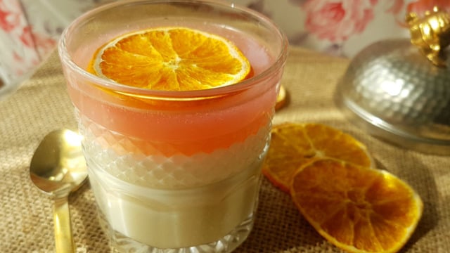 Evimizin Mutfağından: Kan Portakallı ve Limonlu Muhallebi