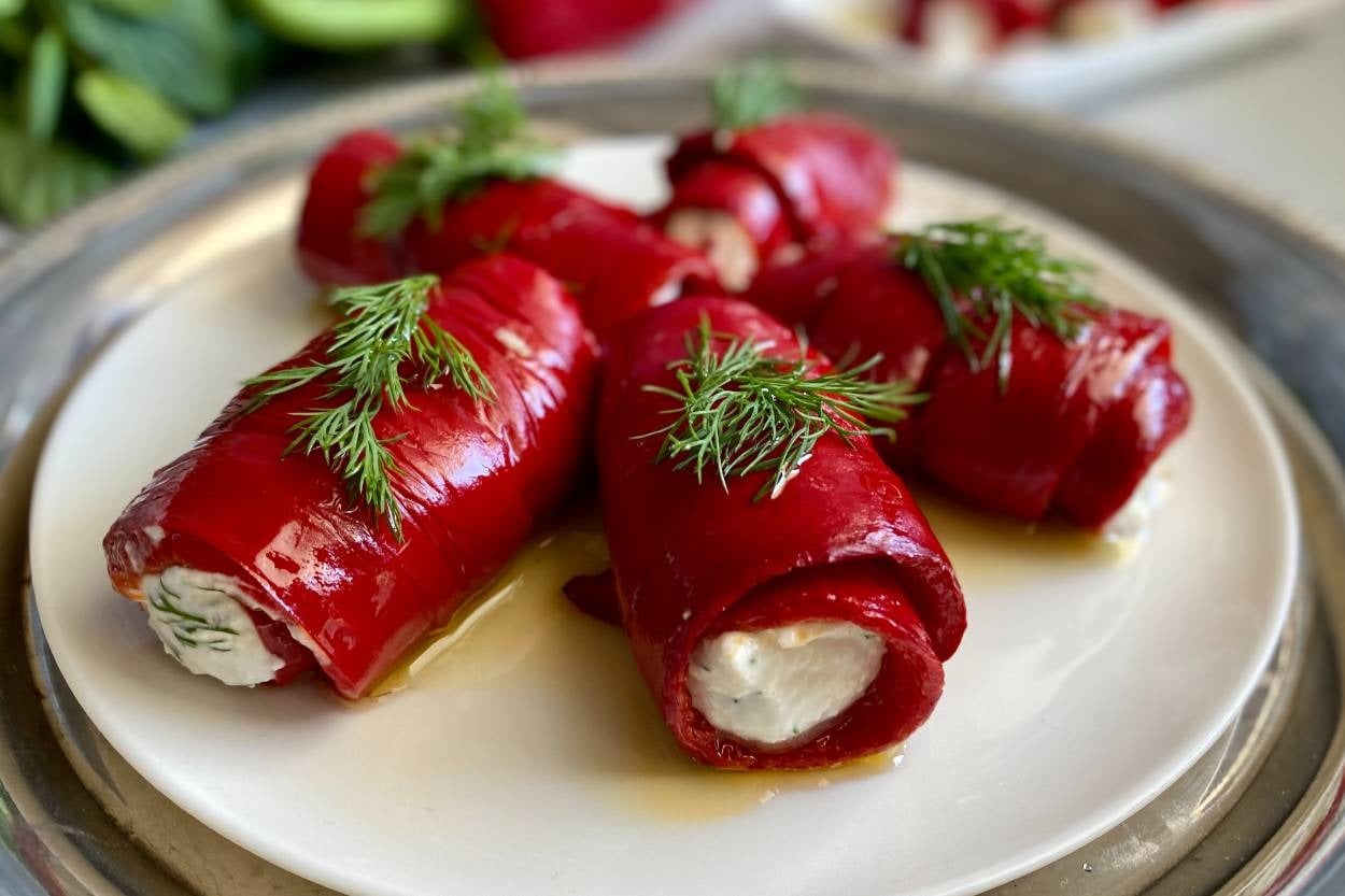Yapması Kolay: Labneli Biber Sarma