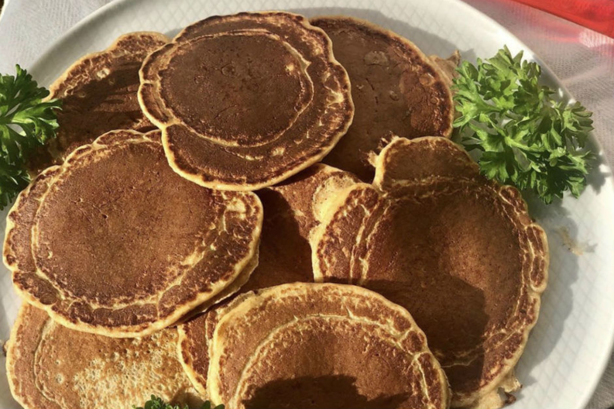 Kahvaltıya Geldi: Kaşarlı Pankek