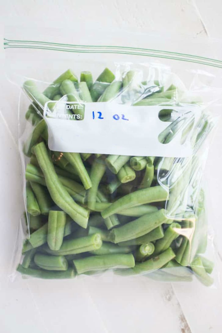 https://brooklynfarmgirl.com/easy-way-to-freeze-green-beans-without-blanching/?fbclid=IwAR2KPtK2_XKMZBfU9crVISEPmUg5LOQ-6ZwUvPCPeEuq4xOlG6z3CDvs80k | brooklynfarmgirl