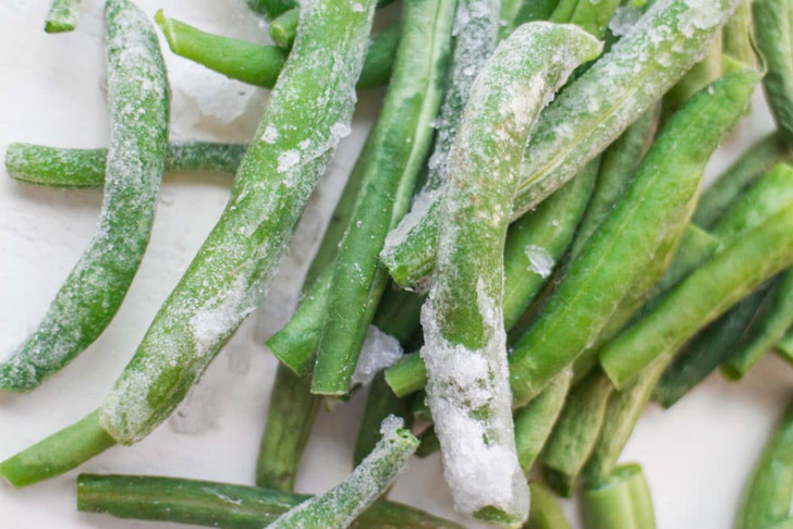 https://brooklynfarmgirl.com/easy-way-to-freeze-green-beans-without-blanching/?fbclid=IwAR2KPtK2_XKMZBfU9crVISEPmUg5LOQ-6ZwUvPCPeEuq4xOlG6z3CDvs80k | brooklynfarmgirl