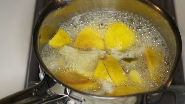 En Etkili Kilo Verme Yöntemlerinden: Haşlanmış Limon Kürü