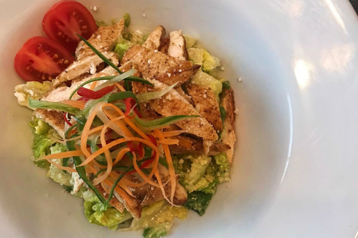 Tavuğun En Leziz Hali: Sezar Salata
