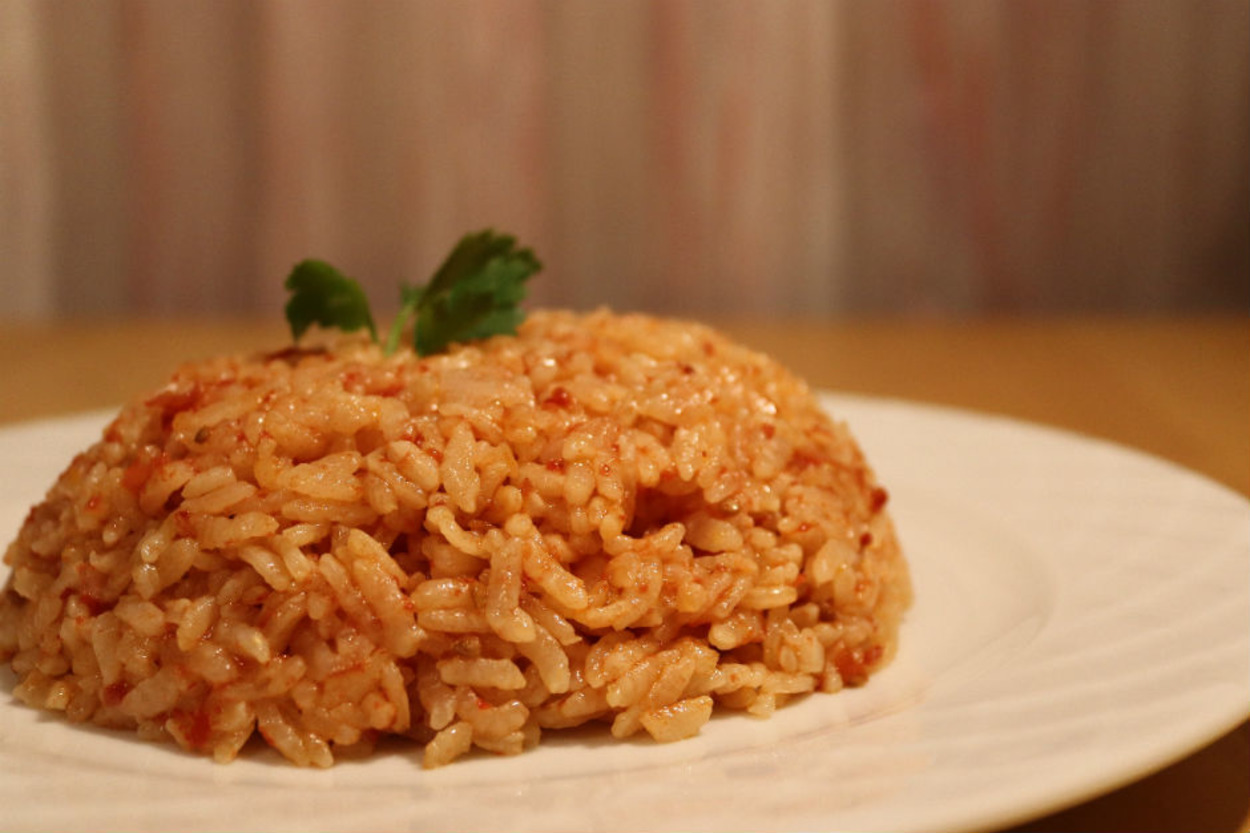 Bulgur Kıskandı: Domatesli Pirinç Pilavı