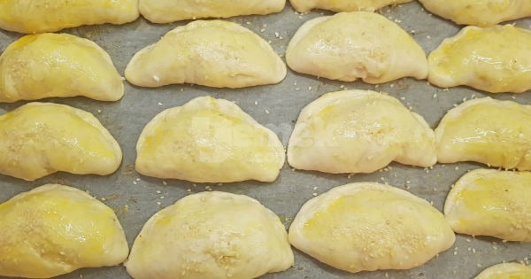 tam-olculu-peynirli-pogaca6