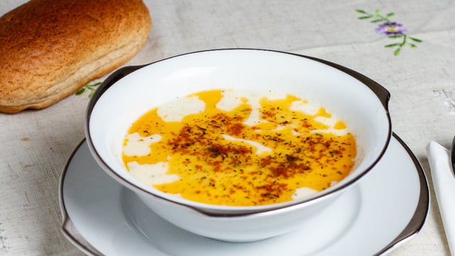 Herkes Bu Çorbaya Bayılacak: Buğdaylı Yoğurt Çorbası