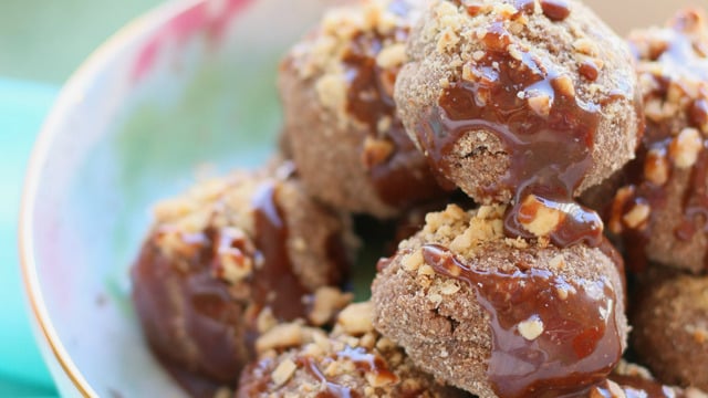 Vegan ve Glutensiz: Keçiboynuzu Kurabiyesi