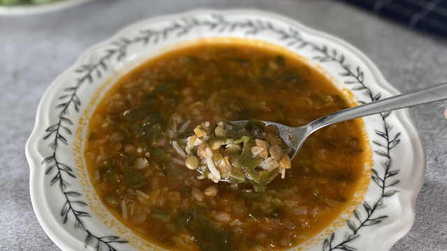 Mercimek de Var: Pirpirim Çorbası