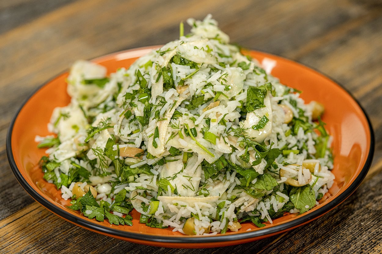 Tazeler: Pirinçli Enginar Salatası