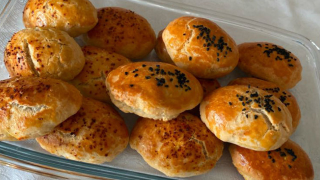 Mis Kokulu: Pratik Anne Poğaçası