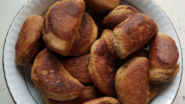 Tam Buğdaylı: Peynirli Hamur Kızartması
